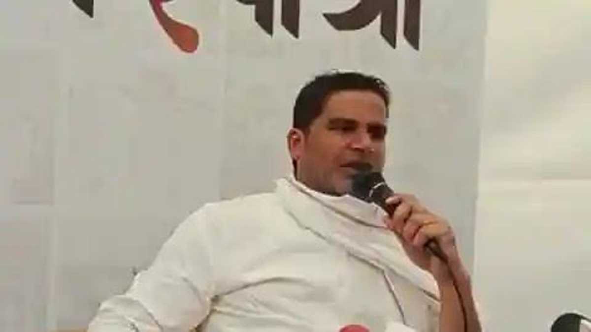 उपेंद्र कुशवाहा के बाद अब प्रशांत किशोर ने शराबबंदी पर उठाए सवाल, सीएम नीतीश से पूछा- जहरीली शराब से मौतों का दोषी कौन?